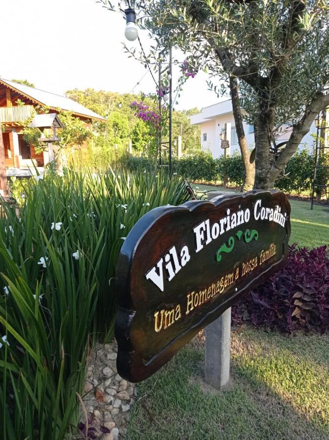 Pousada E Restaurante Casa Cida E Evandro กัสปาร์ ภายนอก รูปภาพ