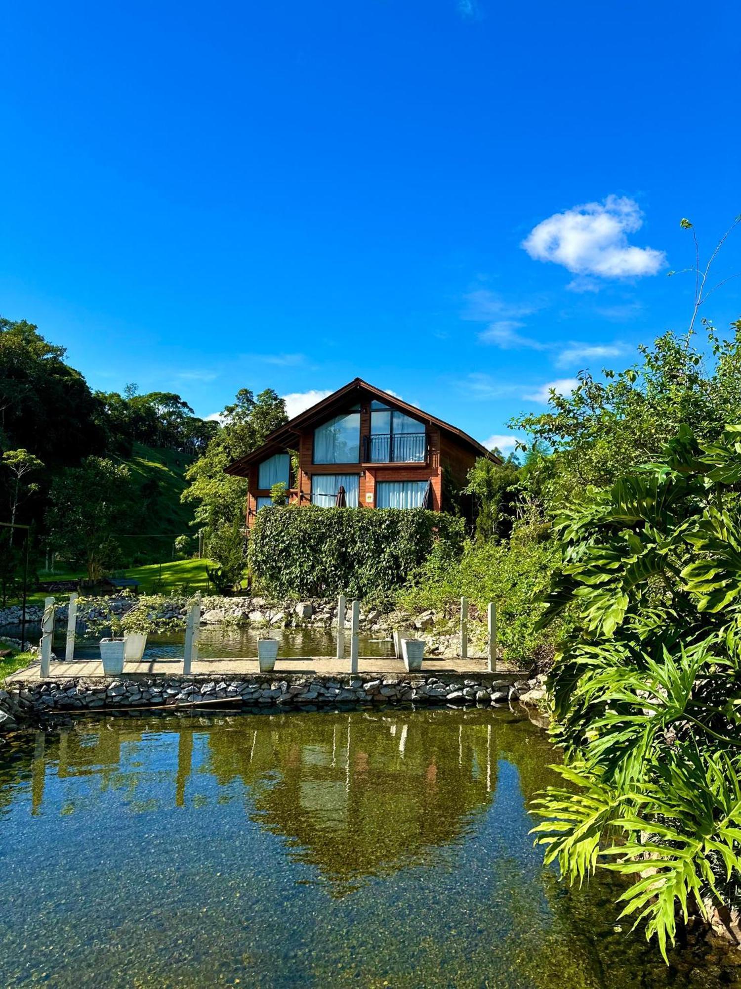 Pousada E Restaurante Casa Cida E Evandro กัสปาร์ ภายนอก รูปภาพ