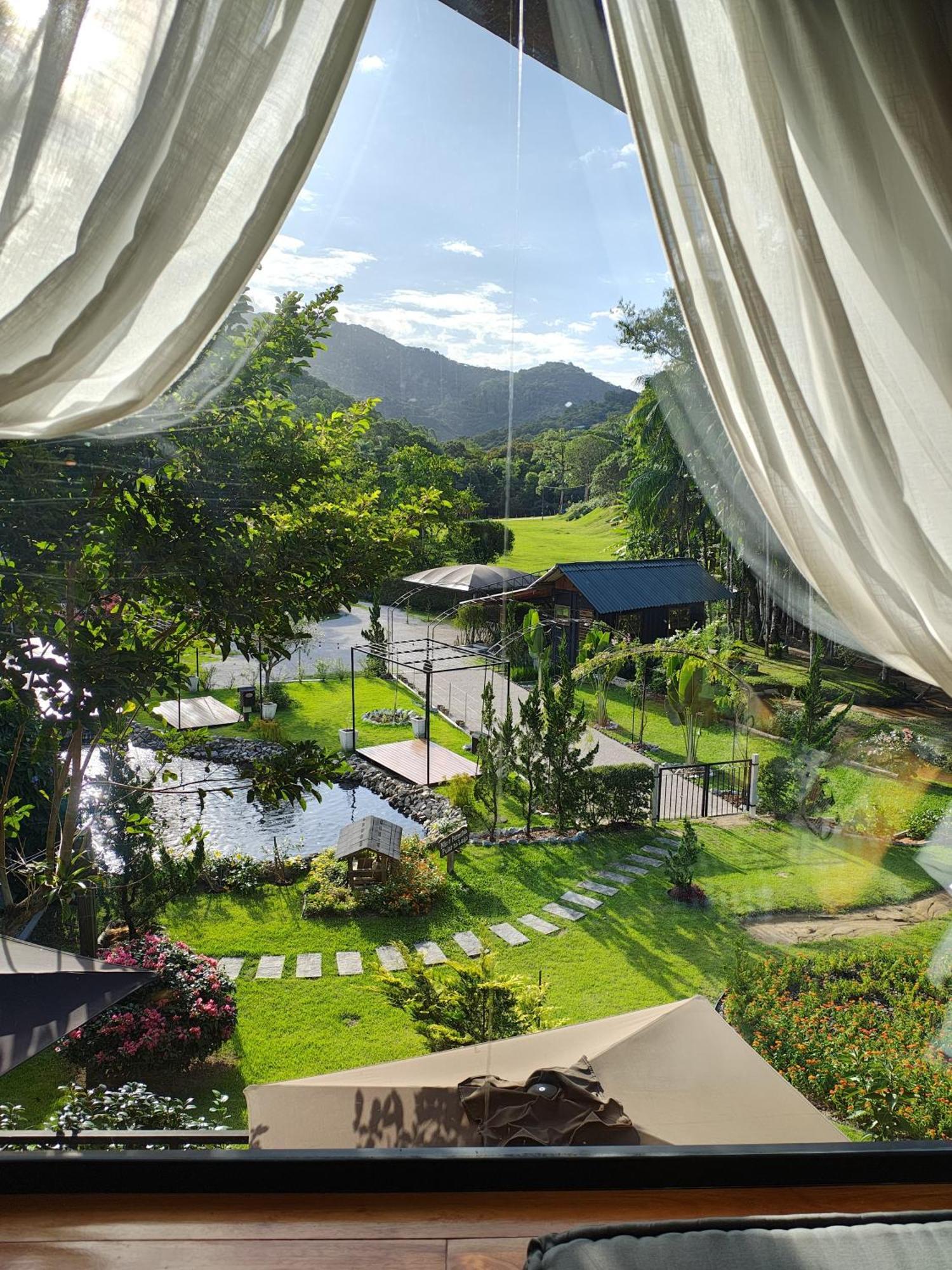 Pousada E Restaurante Casa Cida E Evandro กัสปาร์ ภายนอก รูปภาพ
