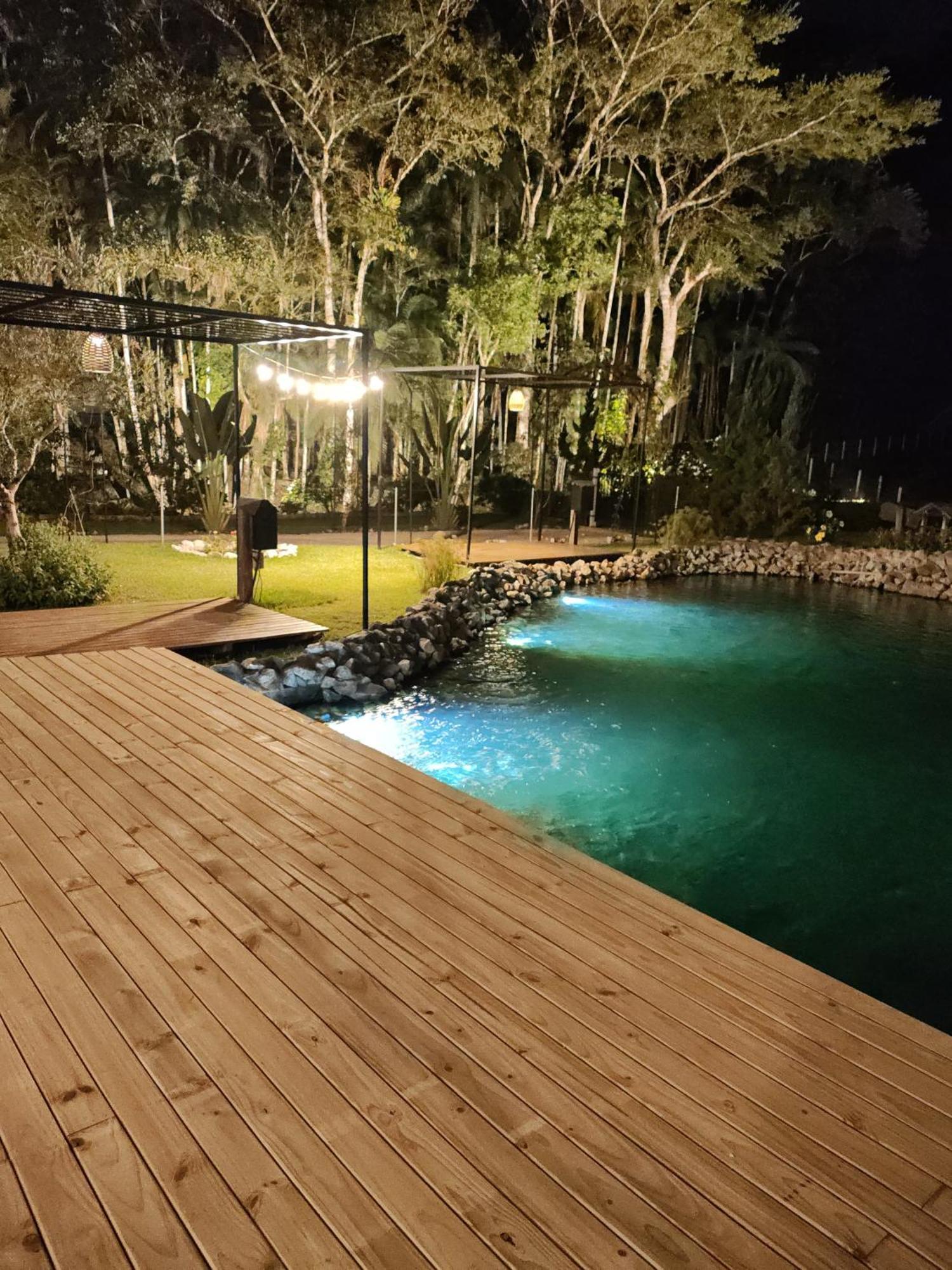 Pousada E Restaurante Casa Cida E Evandro กัสปาร์ ภายนอก รูปภาพ